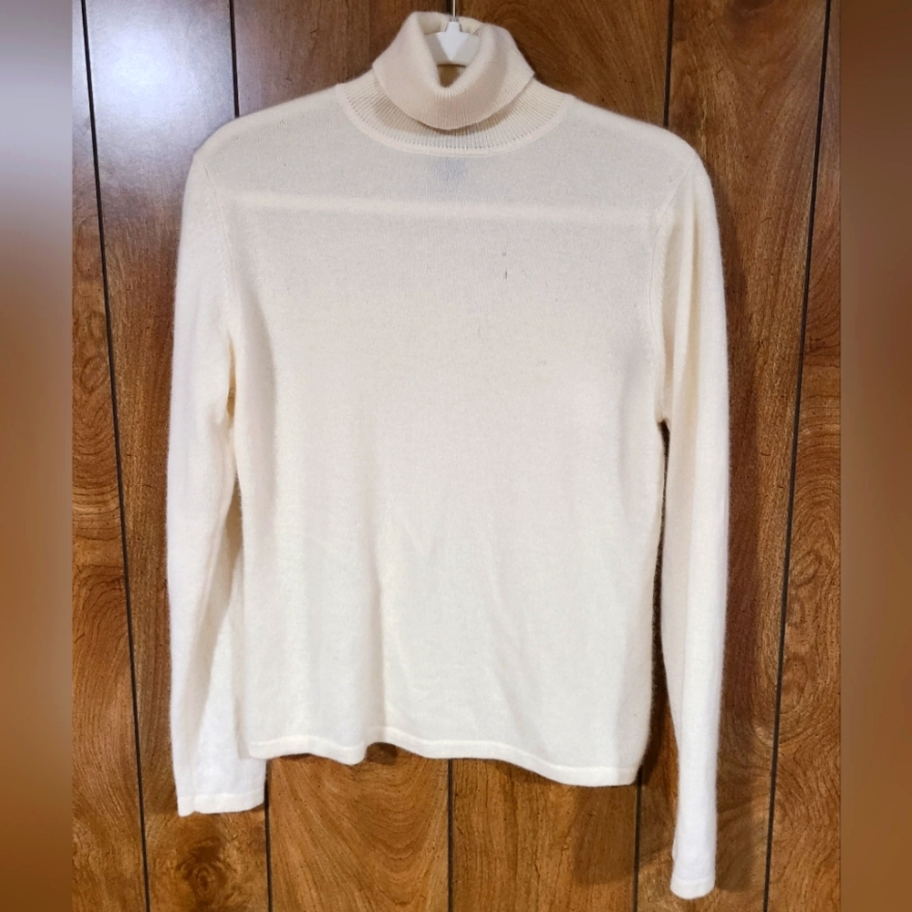 Charter Club cream cashmere turtleneck sweater